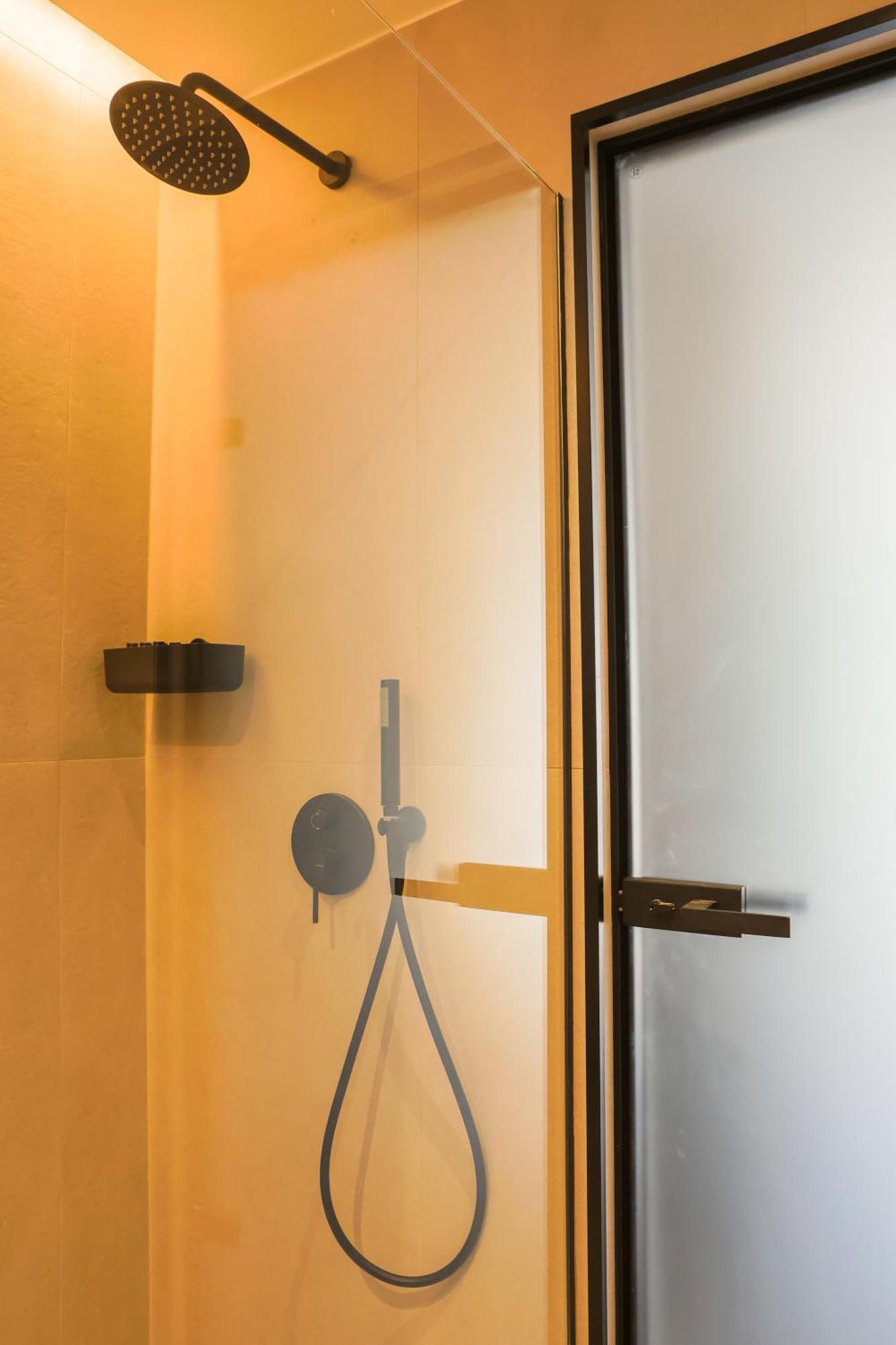 Akira Suites Afytos Bagian luar foto