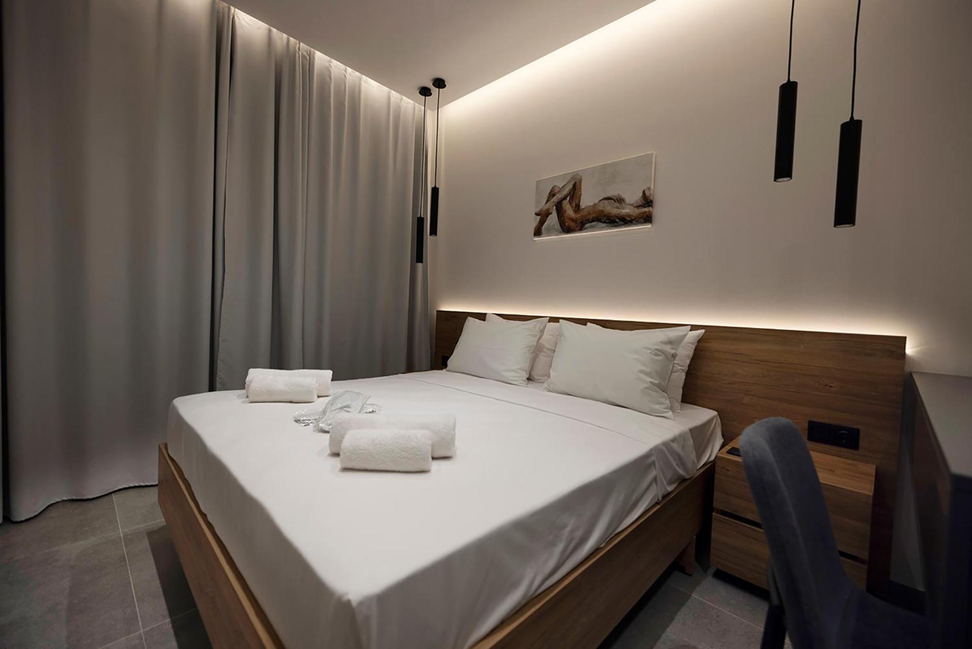 Akira Suites Afytos Bagian luar foto