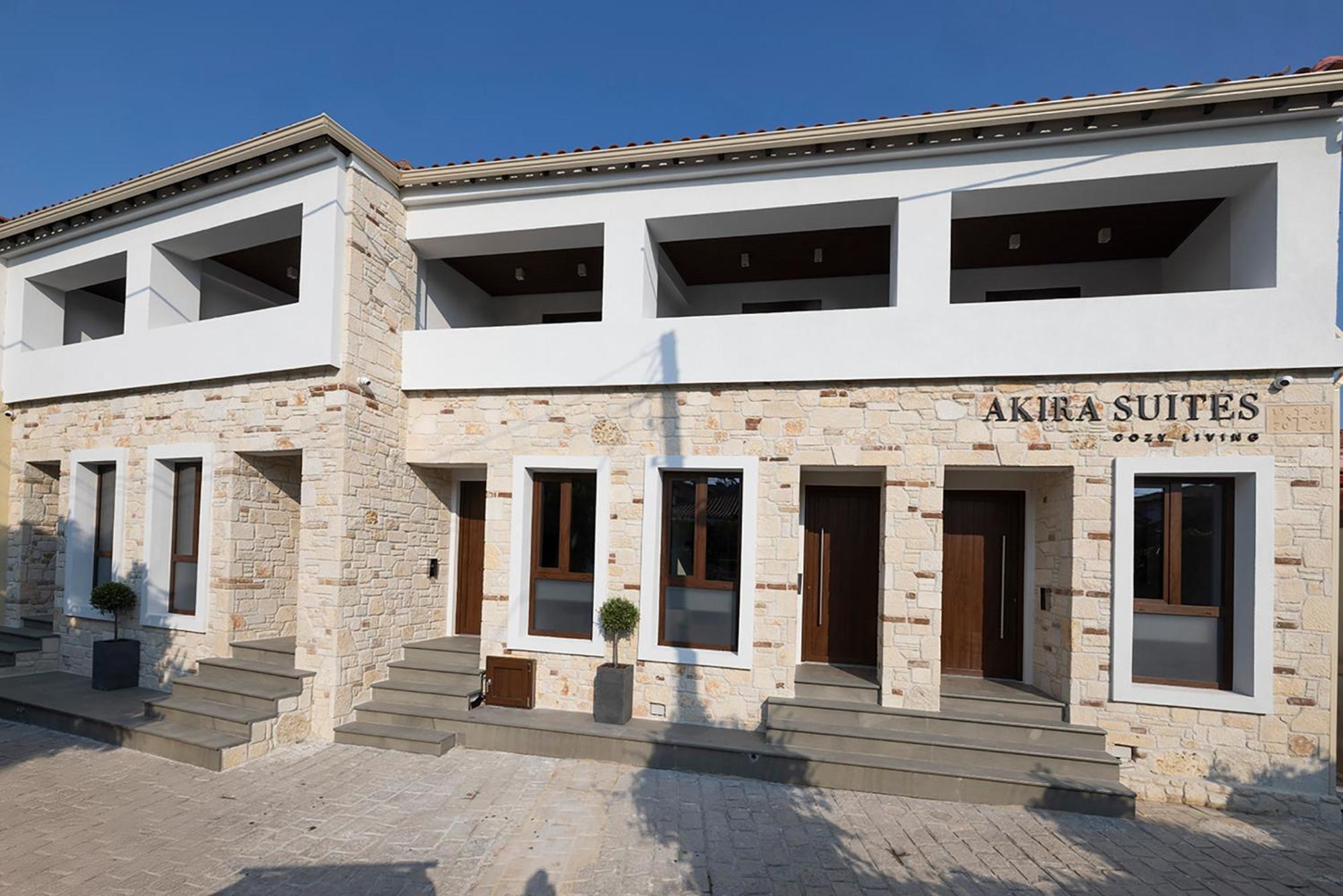 Akira Suites Afytos Bagian luar foto